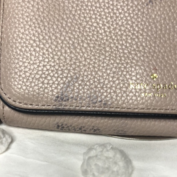 KATE SPADE Chester Street Avie blush colored and black leather crossbody. - Picture 5 of 15